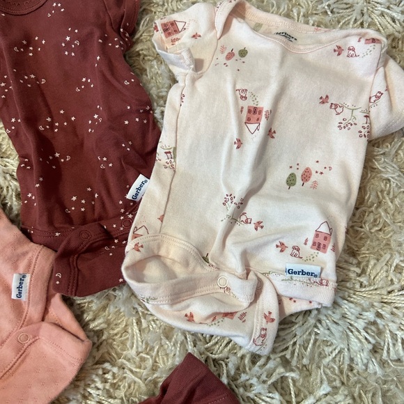 Newborn bundle - Picture 4 of 4